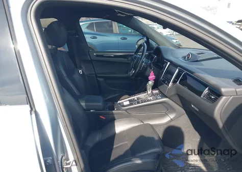 2016 Porsche Macan S z USA, uszkodzony, nr VIN WP1AB2A51GLB40473